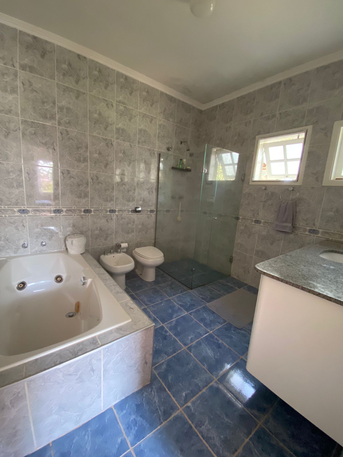 Casa Térrea a Venda no Condomínio Recanto das Flores em Indaiatuba 