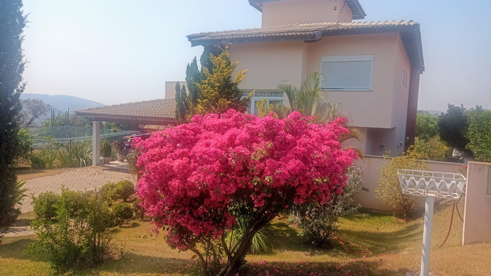 Sobrado com 3 Suítes, Piscina e Espaço Gourmet a Venda no Horizonte Azul 1 