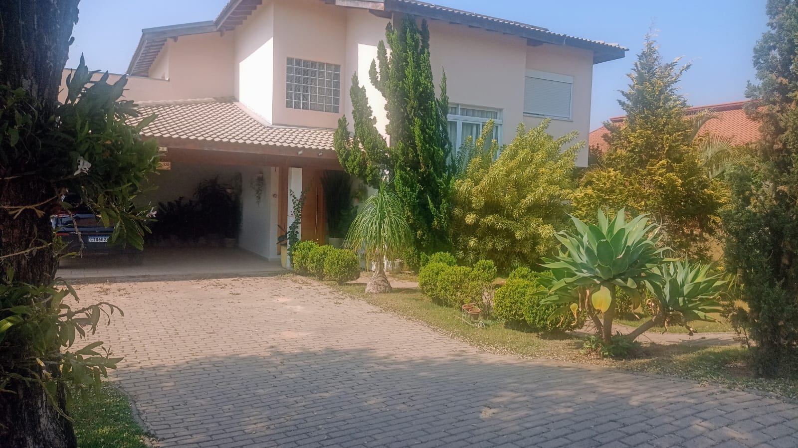 Sobrado com 3 Suítes, Piscina e Espaço Gourmet a Venda no Horizonte Azul 1 