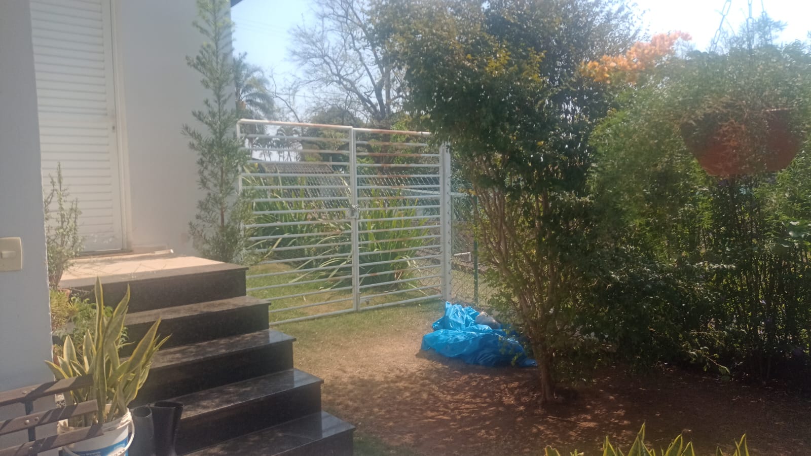 Sobrado com 3 Suítes, Piscina e Espaço Gourmet a Venda no Horizonte Azul 1 