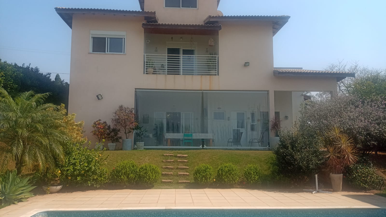 Sobrado com 3 Suítes, Piscina e Espaço Gourmet a Venda no Horizonte Azul 1 