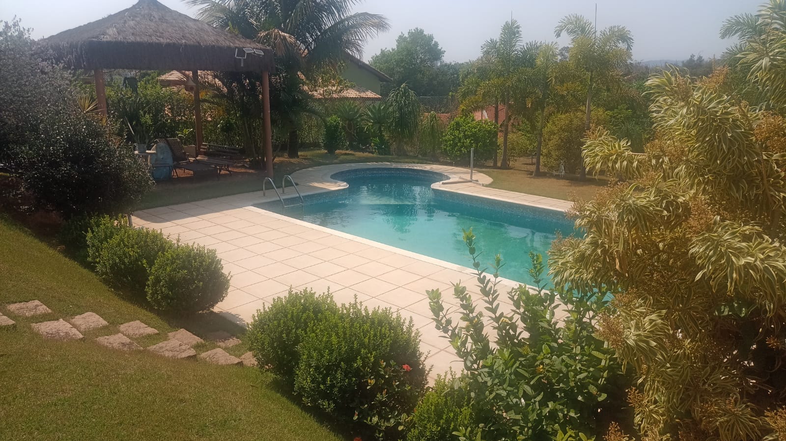 Sobrado com 3 Suítes, Piscina e Espaço Gourmet a Venda no Horizonte Azul 1 