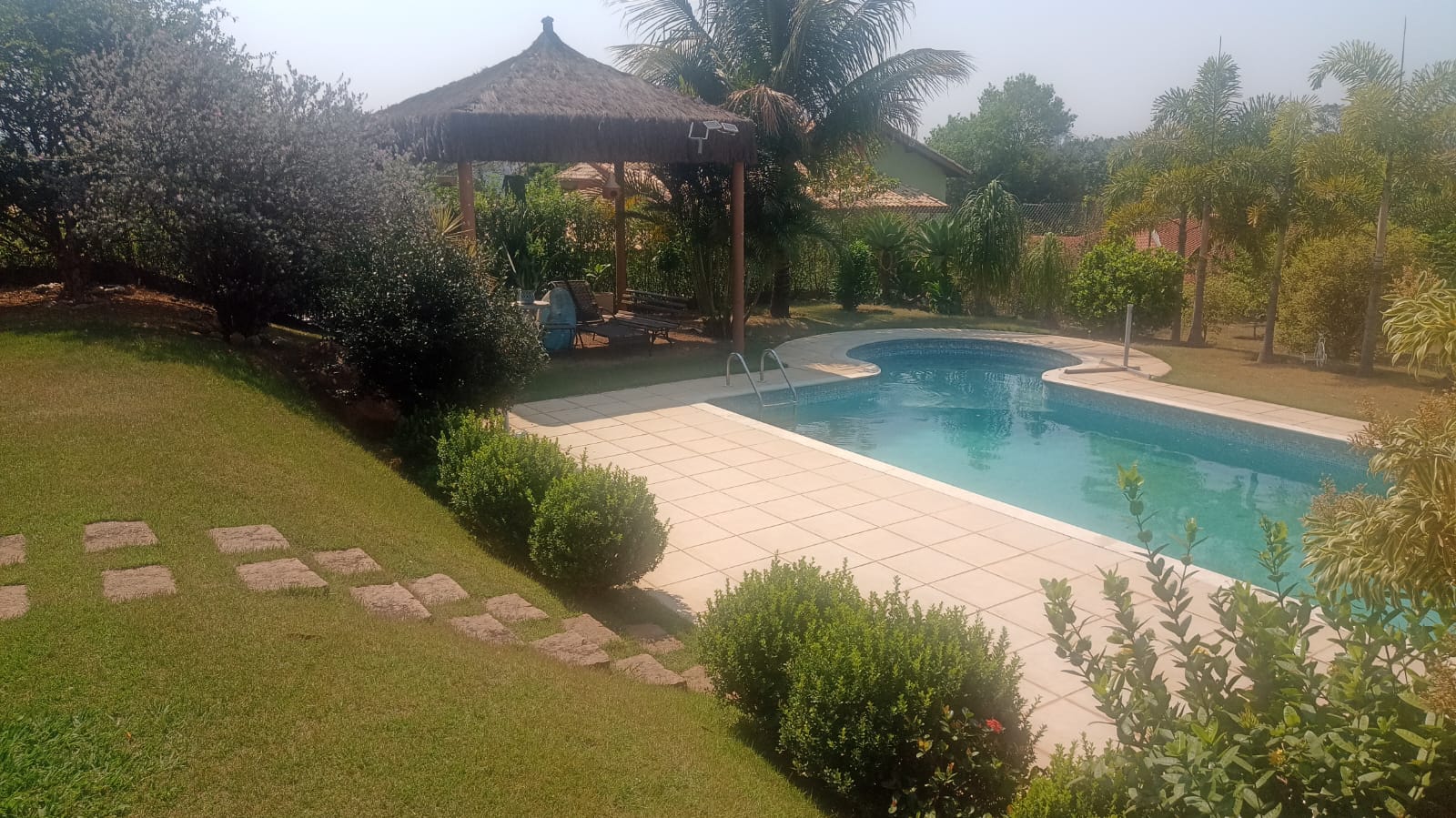 Sobrado com 3 Suítes, Piscina e Espaço Gourmet a Venda no Horizonte Azul 1 