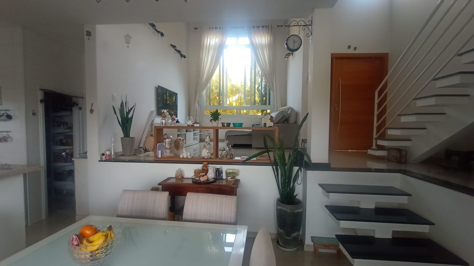 Sobrado com 3 Suítes, Piscina e Espaço Gourmet a Venda no Horizonte Azul 1 