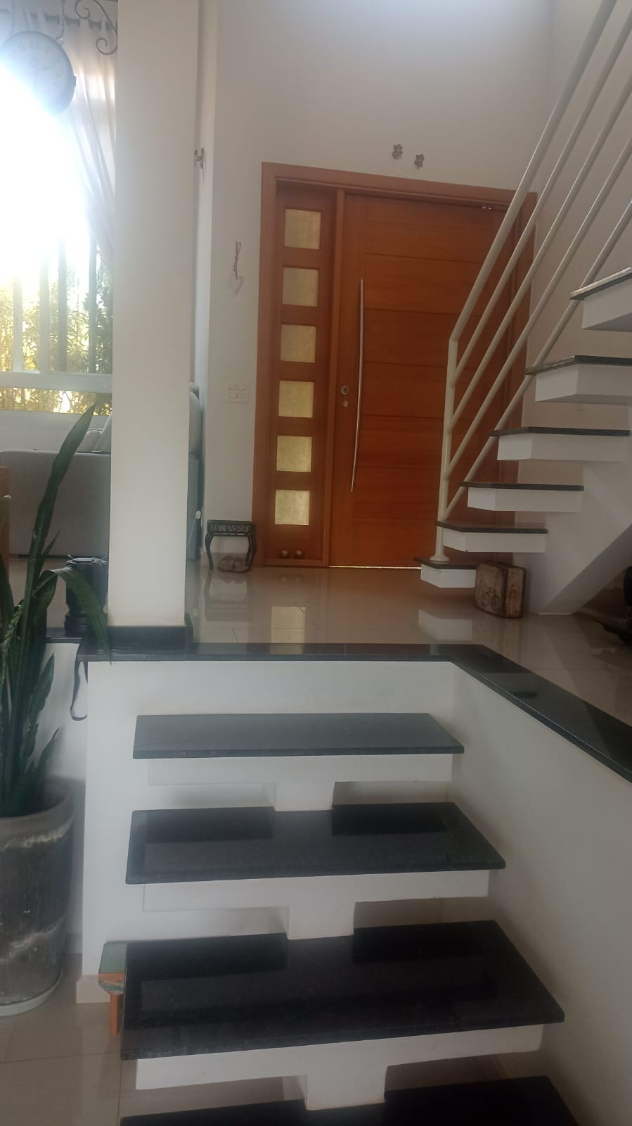 Sobrado com 3 Suítes, Piscina e Espaço Gourmet a Venda no Horizonte Azul 1 