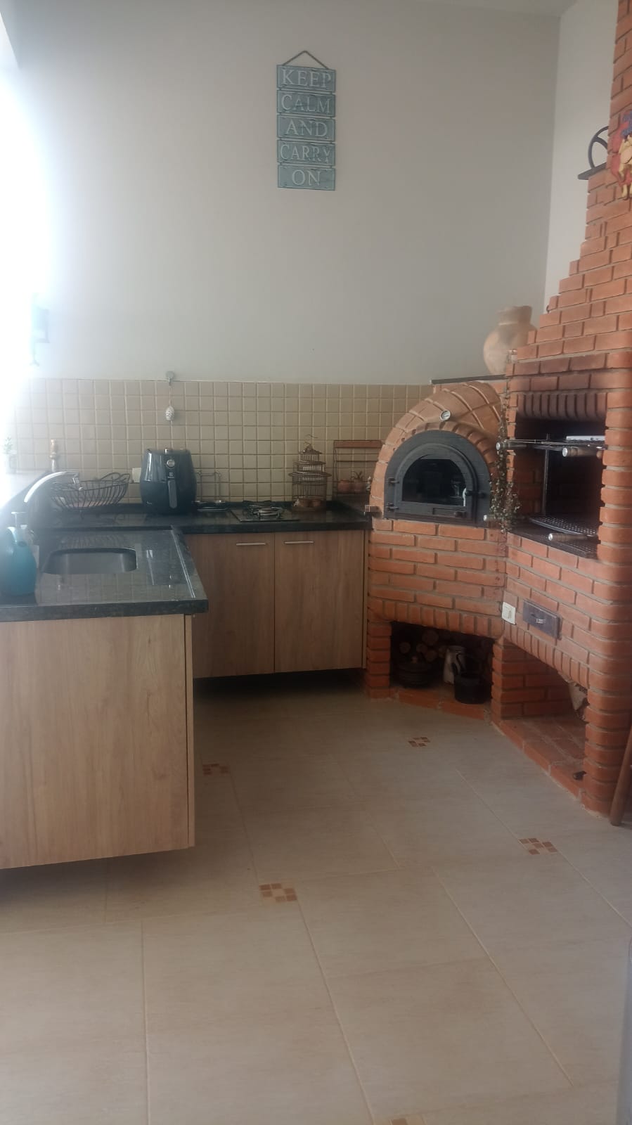 Sobrado com 3 Suítes, Piscina e Espaço Gourmet a Venda no Horizonte Azul 1 
