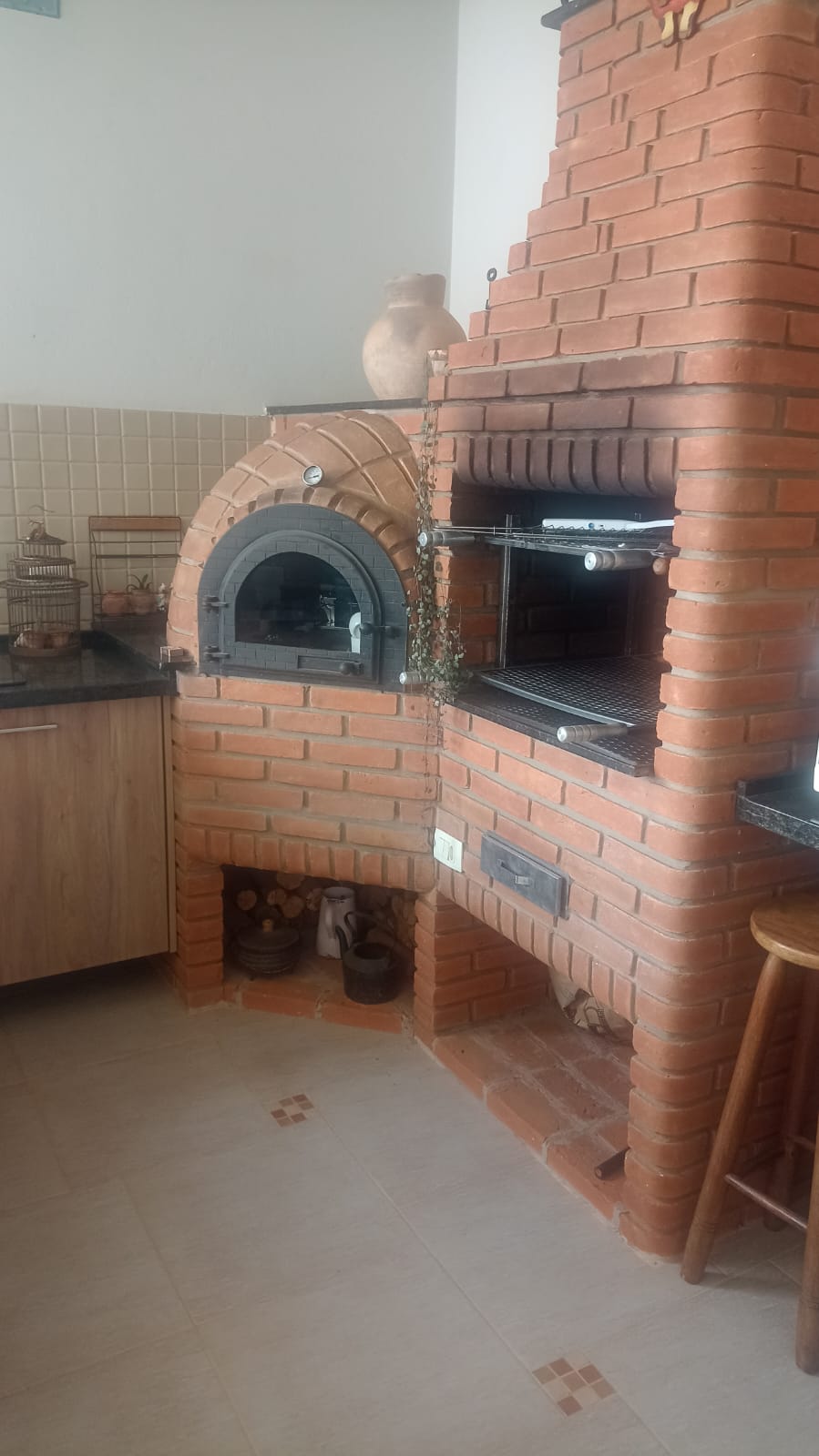Sobrado com 3 Suítes, Piscina e Espaço Gourmet a Venda no Horizonte Azul 1 