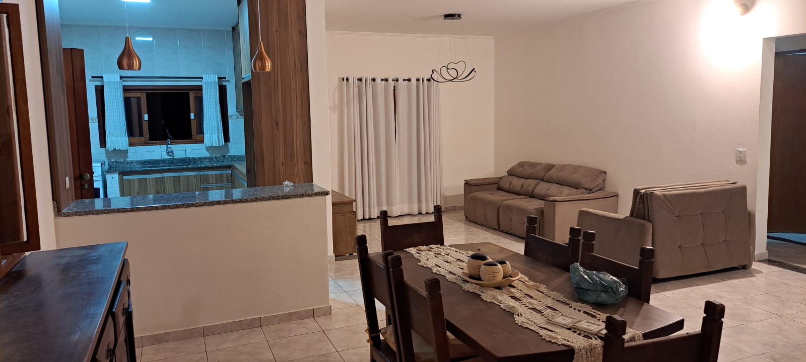 Casa de Campo com Piscina, Vista Panorâmica e 1.144m² de Terreno em Itupeva!