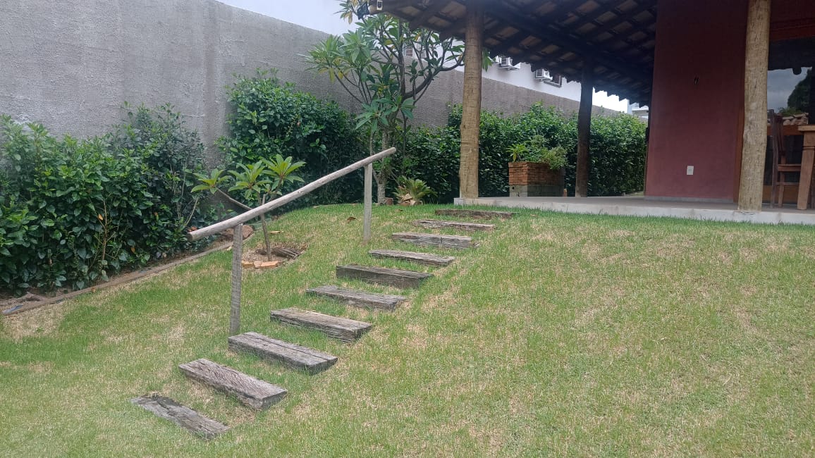 Sobrado com 4 suítes a venda no Condomínio Horizonte Azul 2