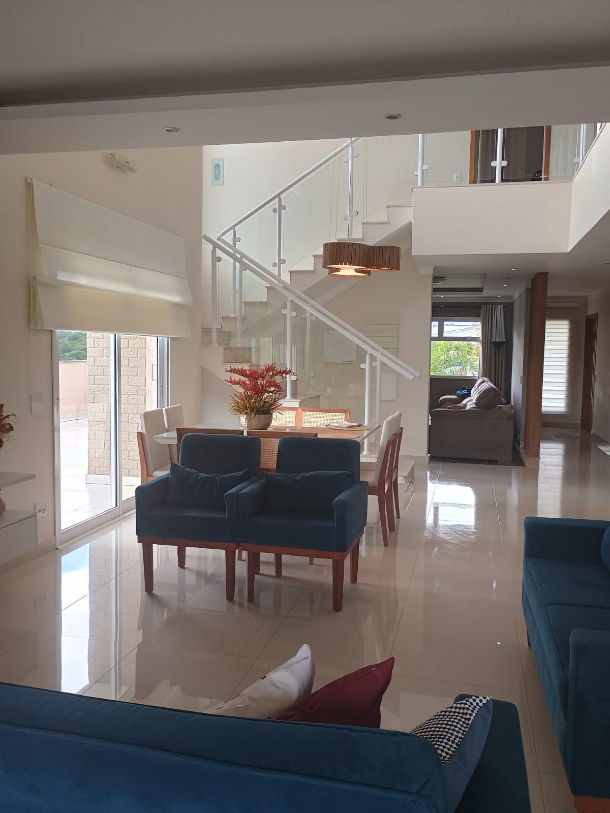 Casa Alto Padrão com Piscina, 4 Dormitórios e Vista Panorâmica em Itupeva!
