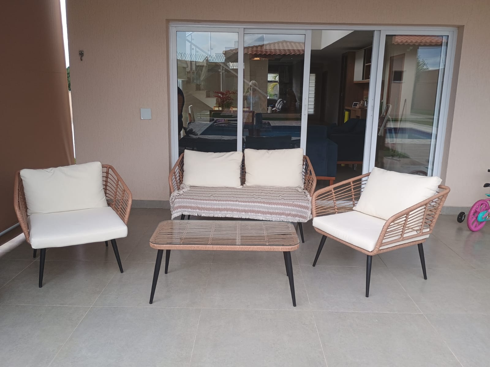 Casa Alto Padrão com Piscina, 4 Dormitórios e Vista Panorâmica em Itupeva!