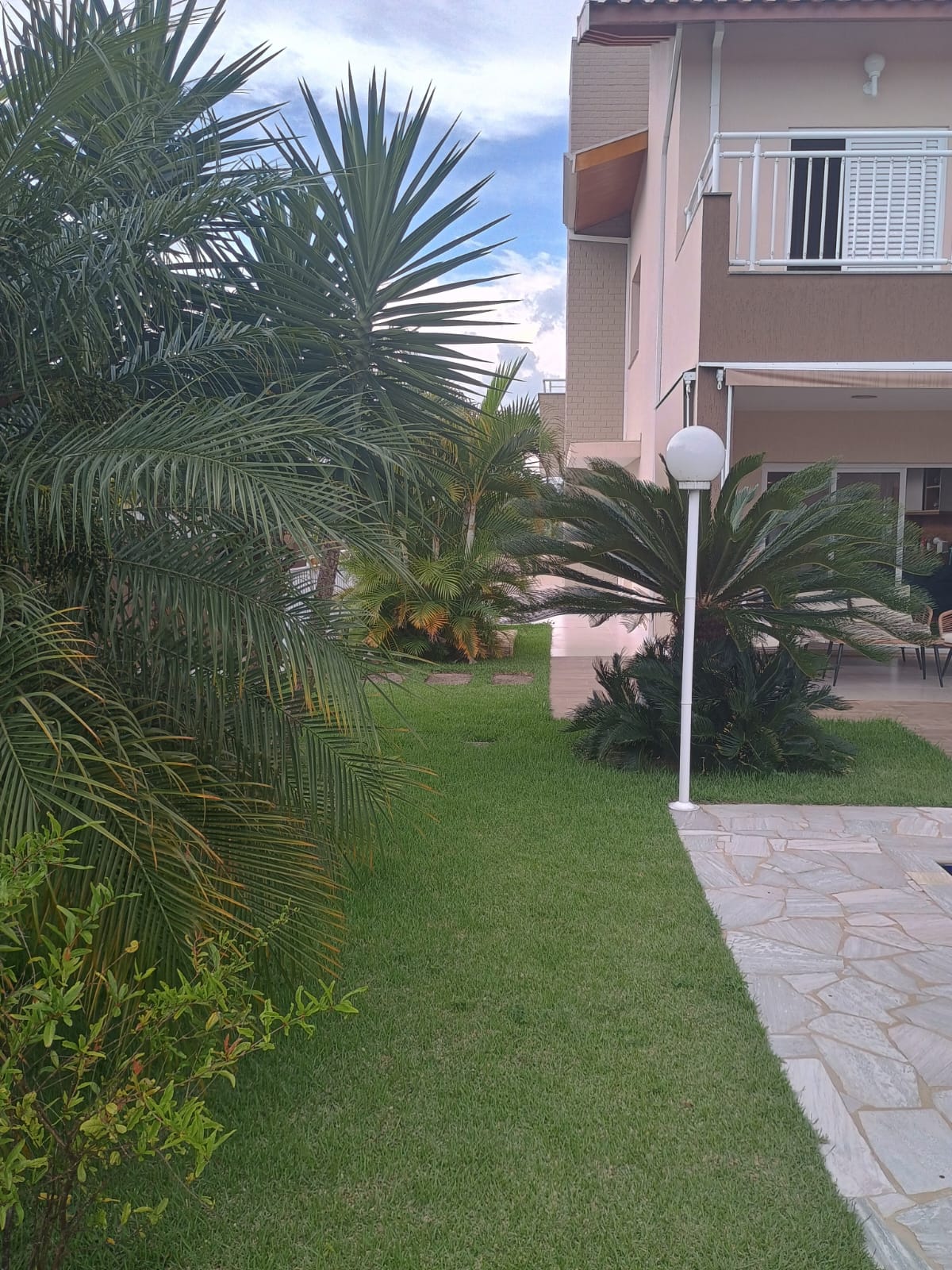 Casa Alto Padrão com Piscina, 4 Dormitórios e Vista Panorâmica em Itupeva!