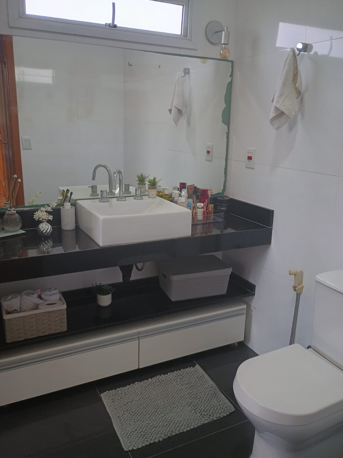 Casa Alto Padrão com Piscina, 4 Dormitórios e Vista Panorâmica em Itupeva!