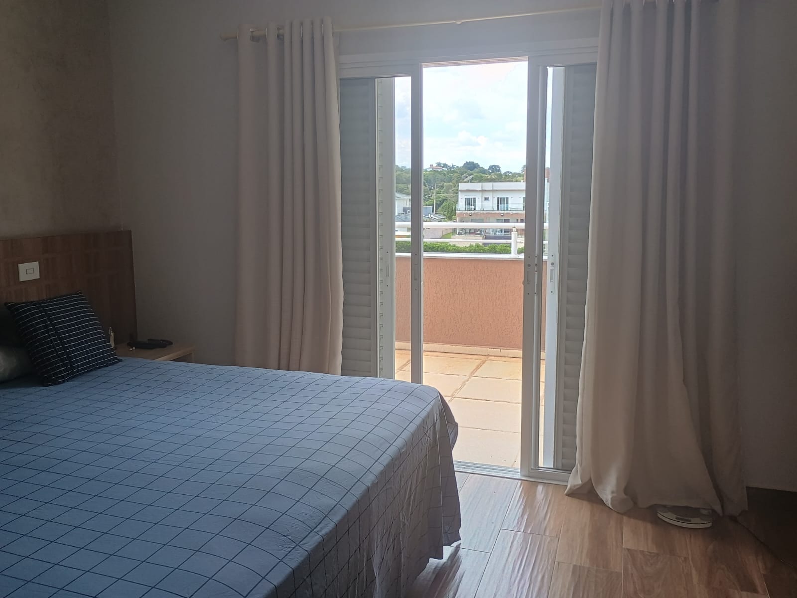 Casa Alto Padrão com Piscina, 4 Dormitórios e Vista Panorâmica em Itupeva!
