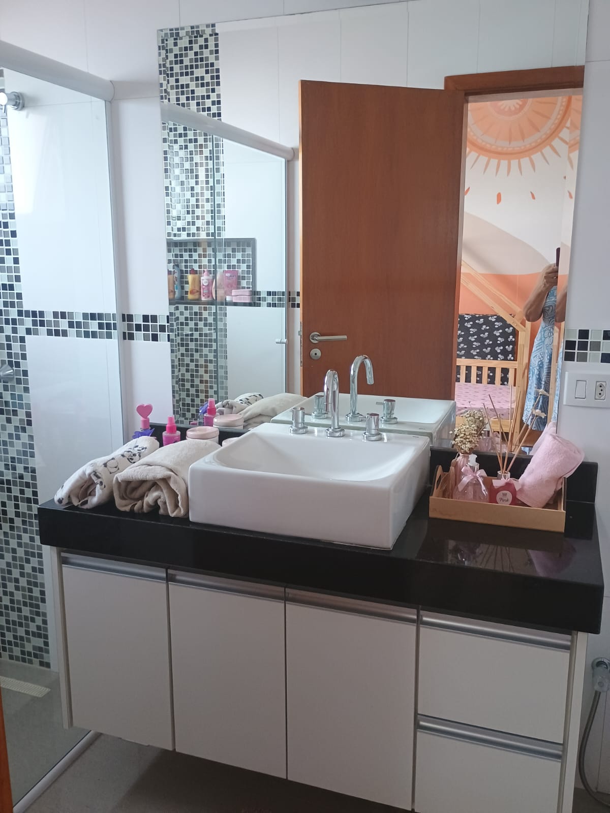 Casa Alto Padrão com Piscina, 4 Dormitórios e Vista Panorâmica em Itupeva!