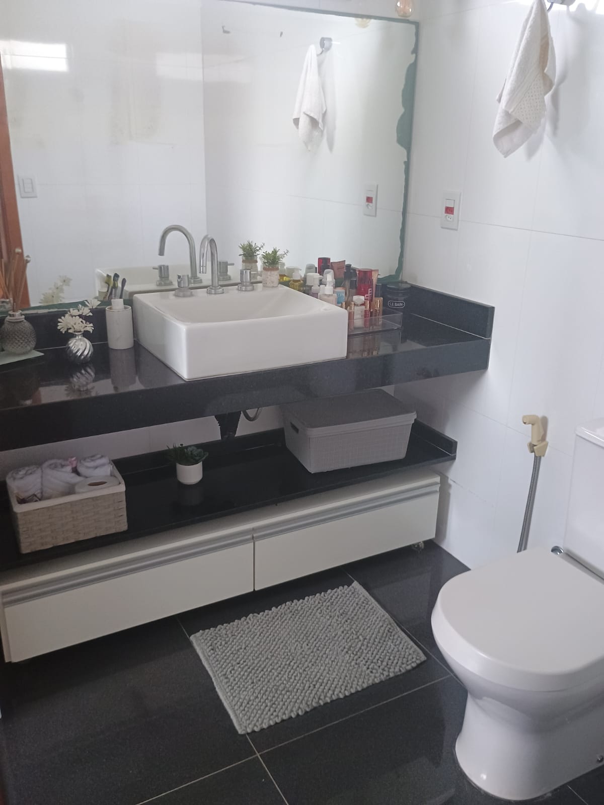 Casa Alto Padrão com Piscina, 4 Dormitórios e Vista Panorâmica em Itupeva!