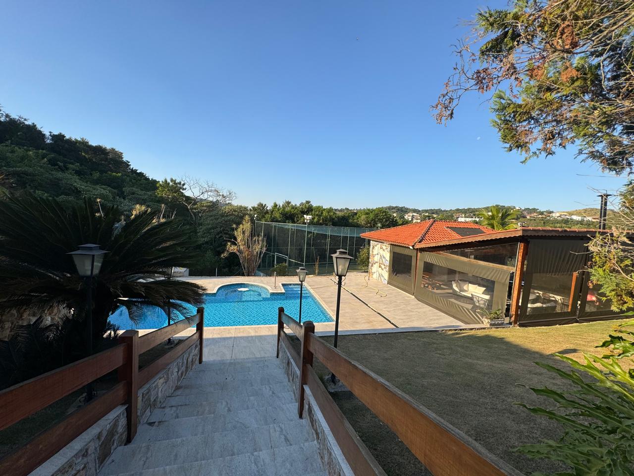 Casa com 4 dormitórios e piscina a venda no Condomínio Horizonte Azul 2