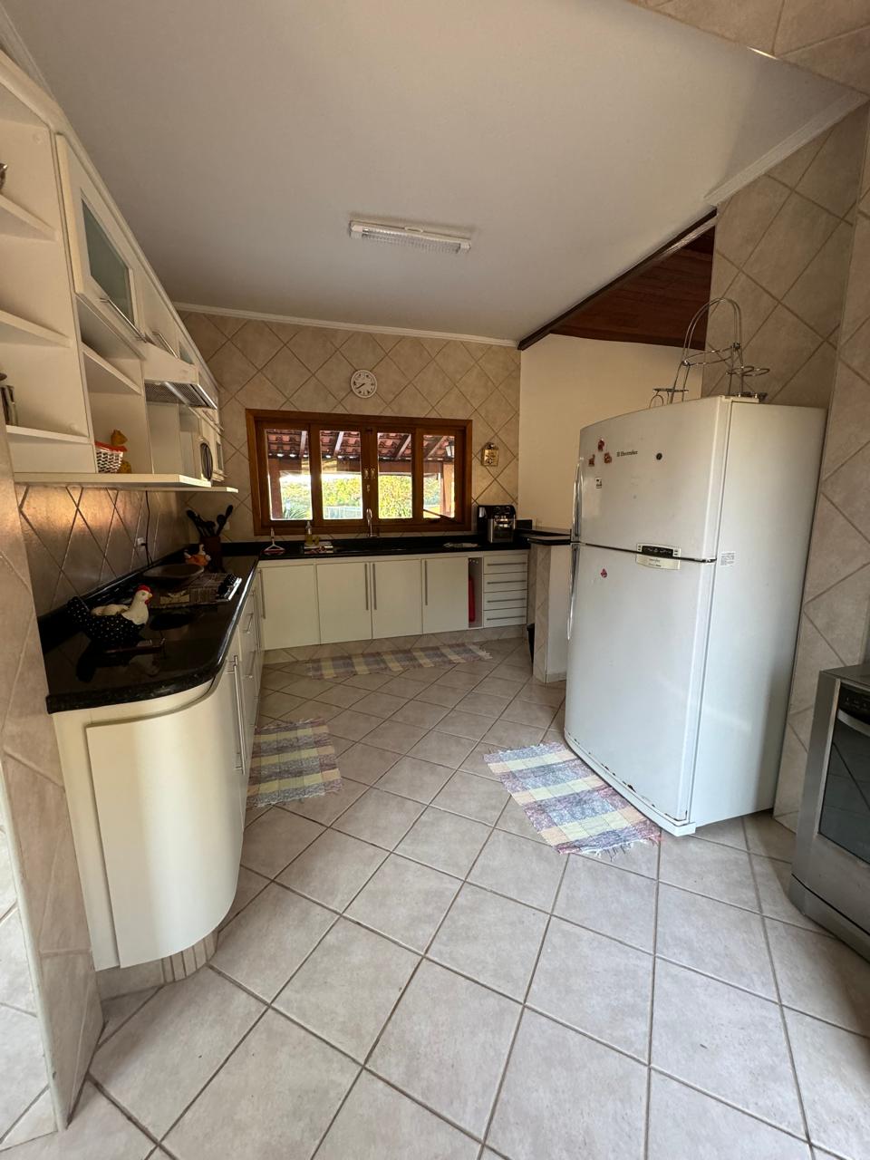 Casa com 4 dormitórios e piscina a venda no Condomínio Horizonte Azul 2