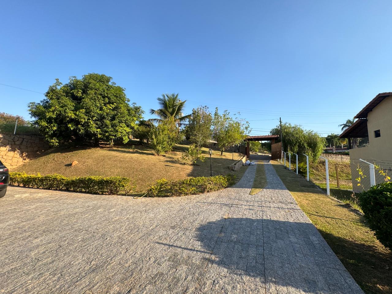 Casa com 4 dormitórios e piscina a venda no Condomínio Horizonte Azul 2