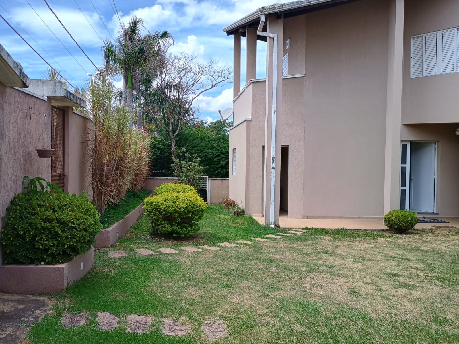 Sobrado a Venda no Condomínio São José do Ribeirão em itupeva