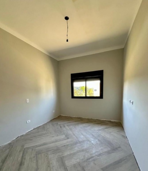 Casa moderna com vista para mata no Horizonte Azul 2: conceito aberto, 3 dorm (suíte master com closet), gourmet com churrasqueira e piscina