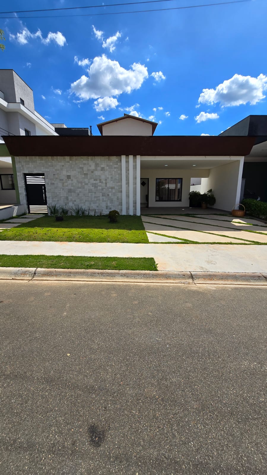 Casa Térrea Pronta para Morar no Gran Ville São Venâncio – Valor Imperdível!
