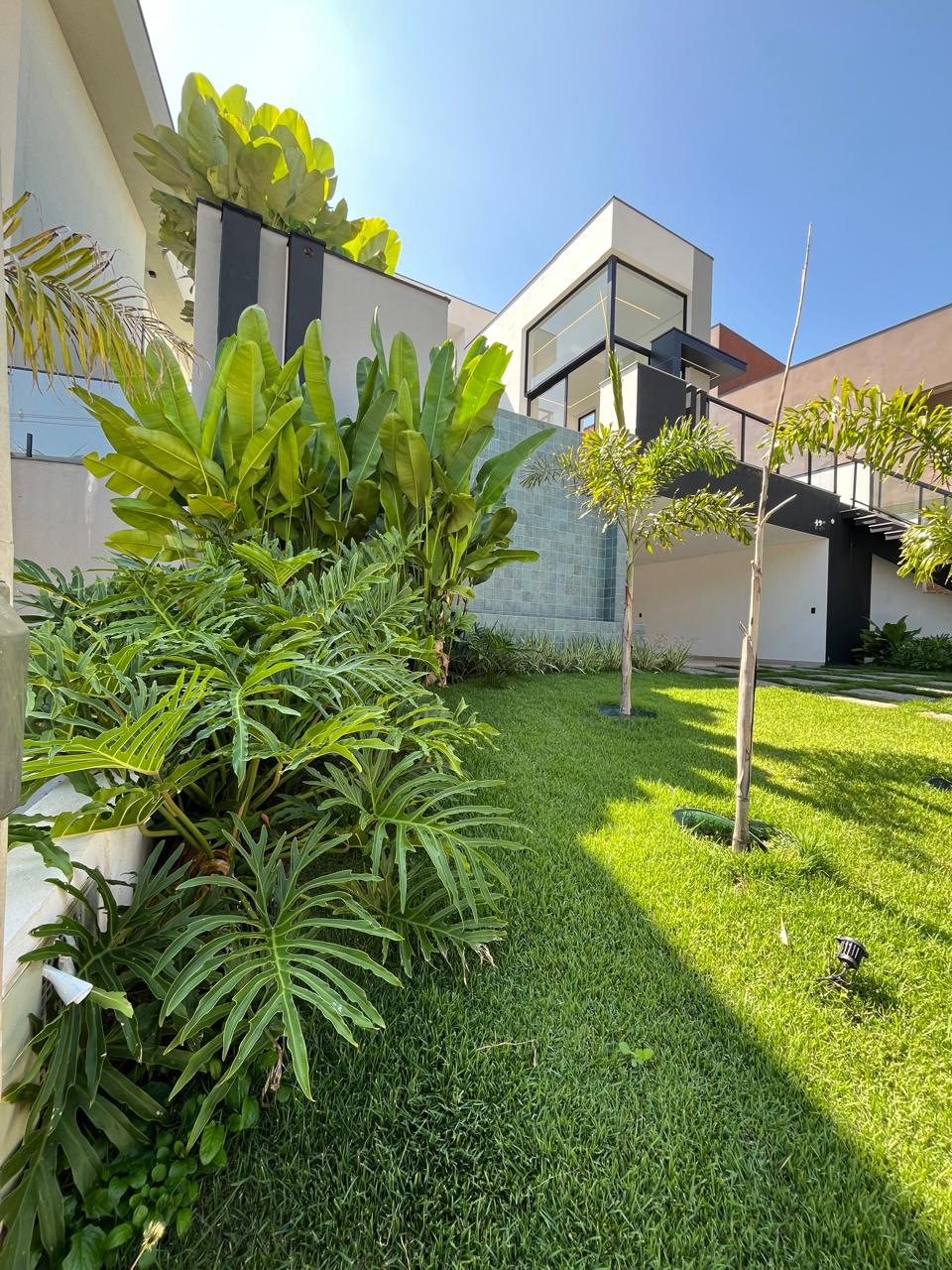 Alto Padrão, Piscina Infinita e Natureza ao Redor – Viva no Ibi Aram II!
