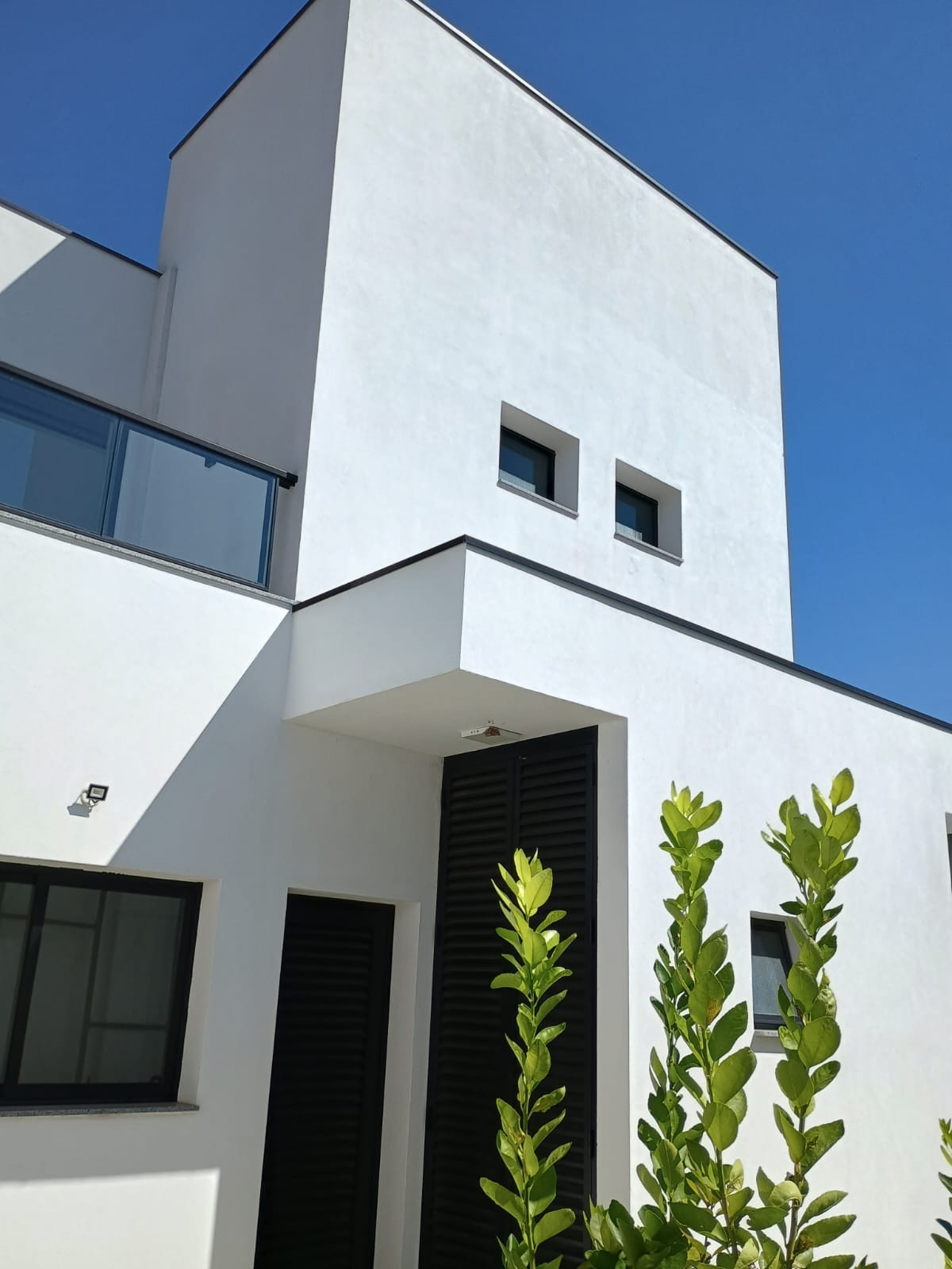 Alto Padrão, Piscina Infinita e Natureza ao Redor – Viva no Ibi Aram II!