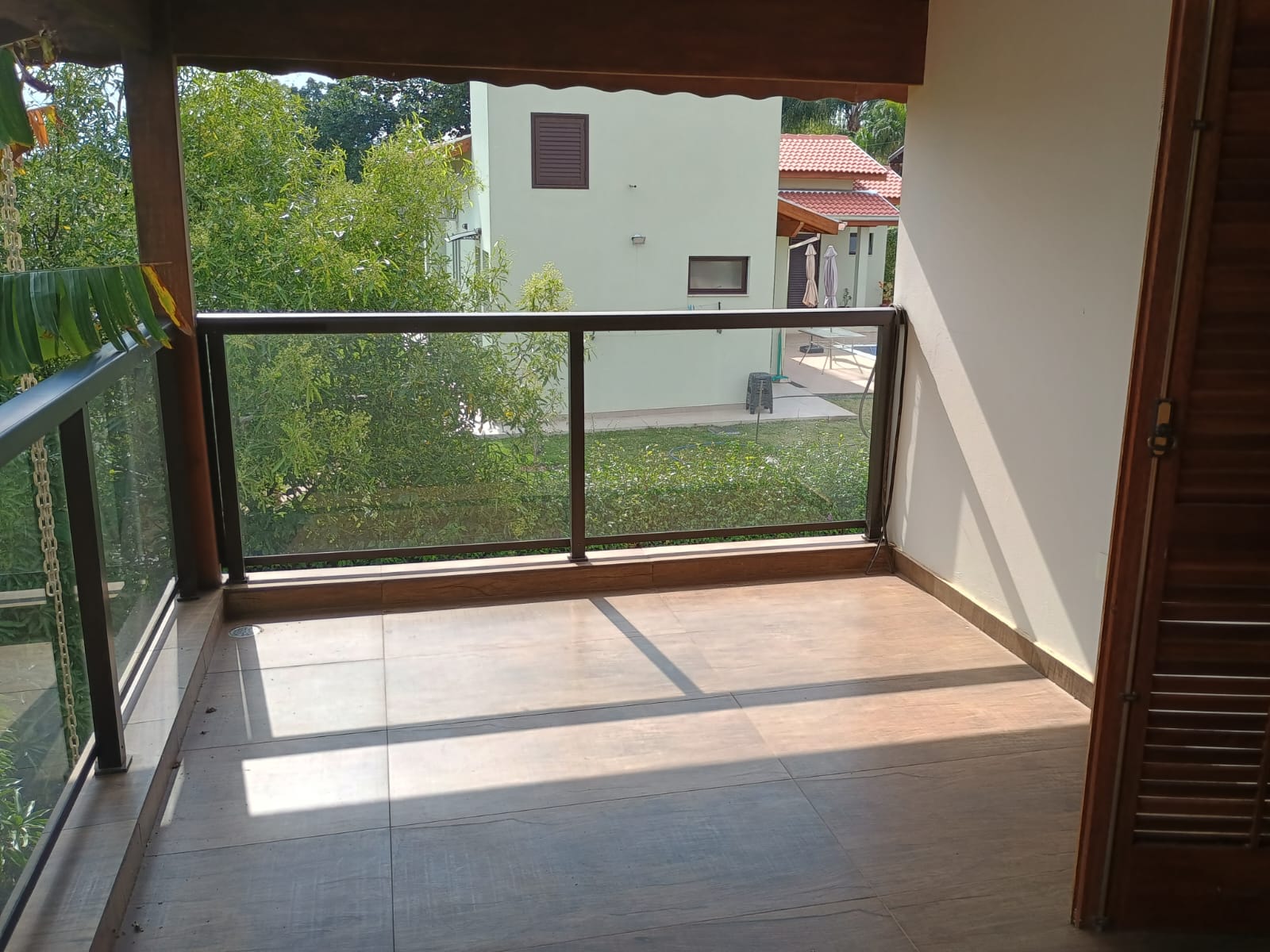 Casa com Vista Panorâmica, Piscina e Espaço Gourmet no Horizonte Azul 1!