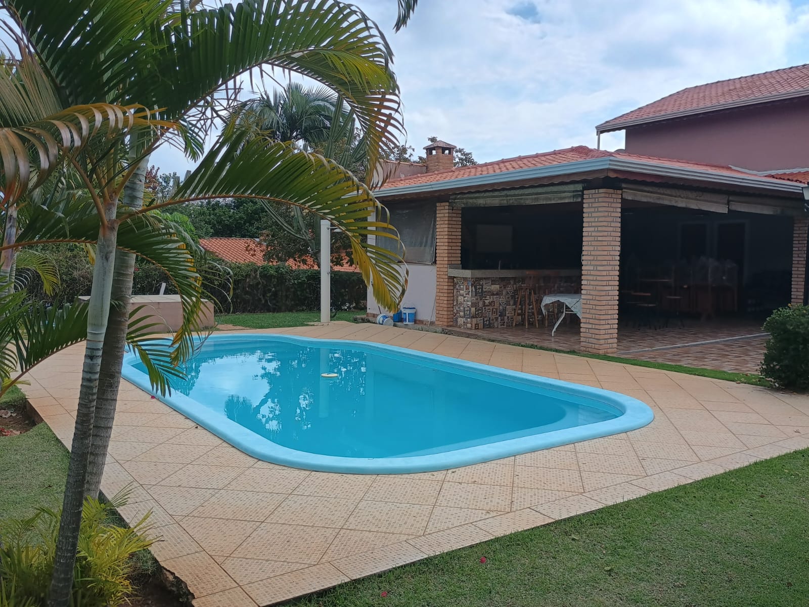 Casa com Vista Panorâmica, Piscina e Espaço Gourmet no Horizonte Azul 1!