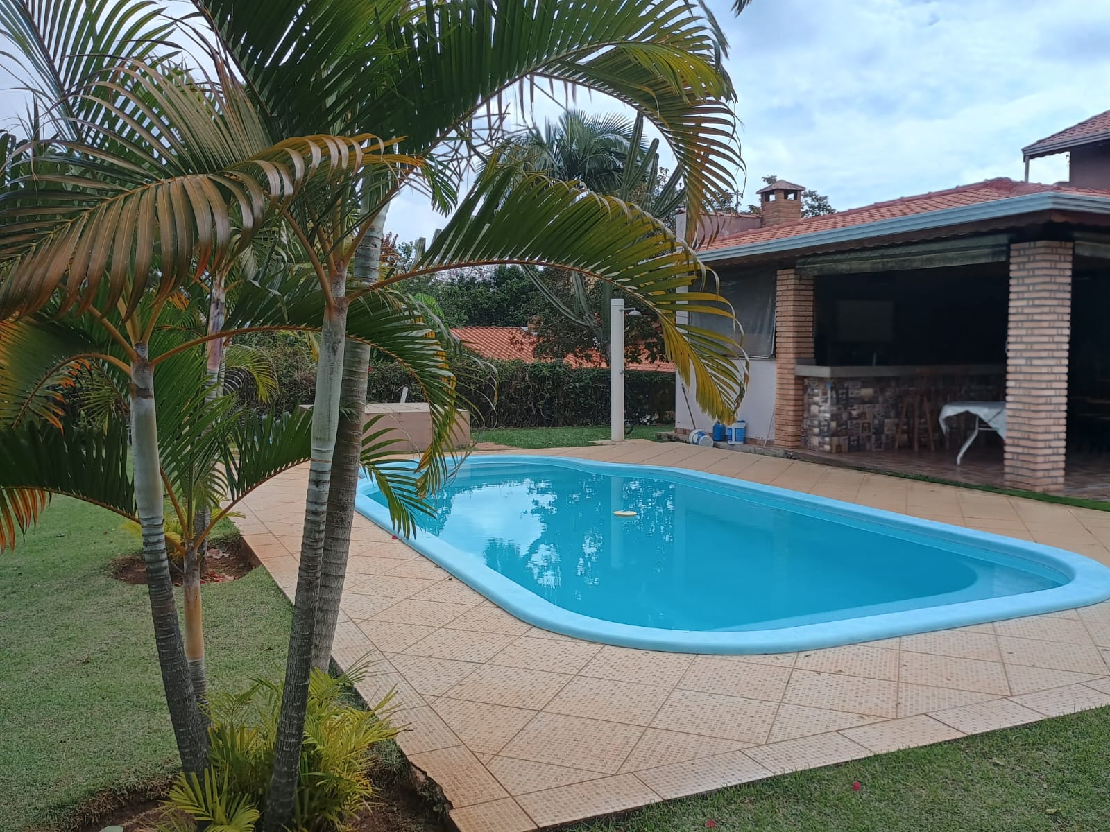 Casa com Vista Panorâmica, Piscina e Espaço Gourmet no Horizonte Azul 1!