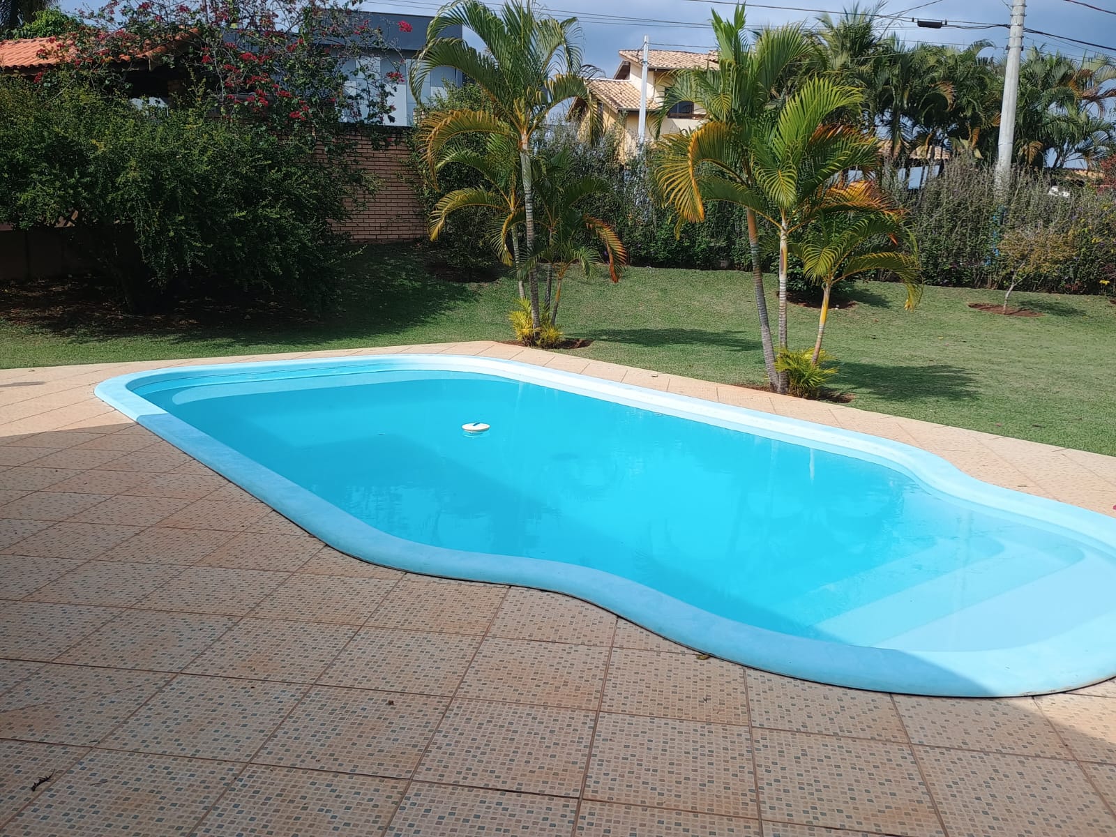 Casa com Vista Panorâmica, Piscina e Espaço Gourmet no Horizonte Azul 1!