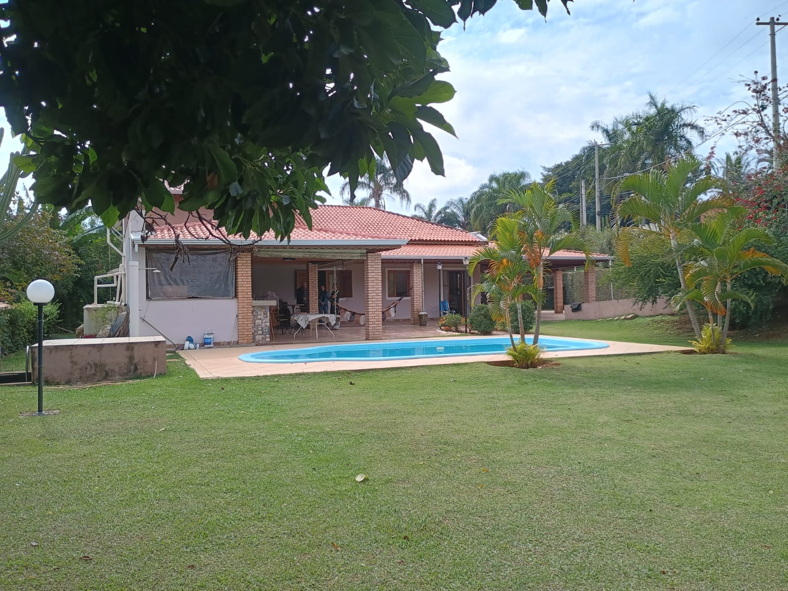 Casa com Vista Panorâmica, Piscina e Espaço Gourmet no Horizonte Azul 1!
