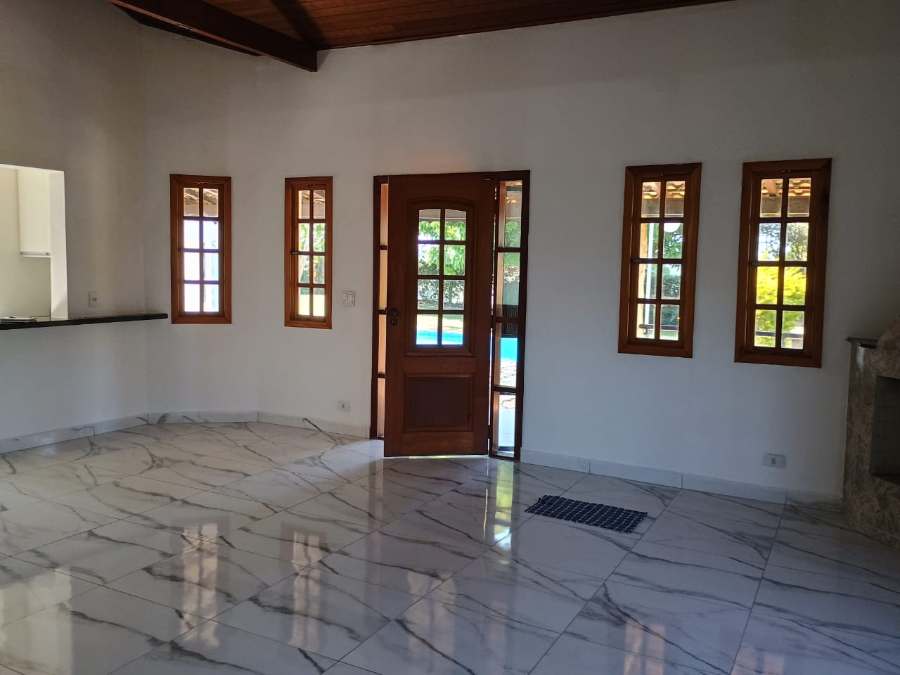 Casa Térrea com 3 dormitórios a venda no Condomínio Horizonte Azul 1