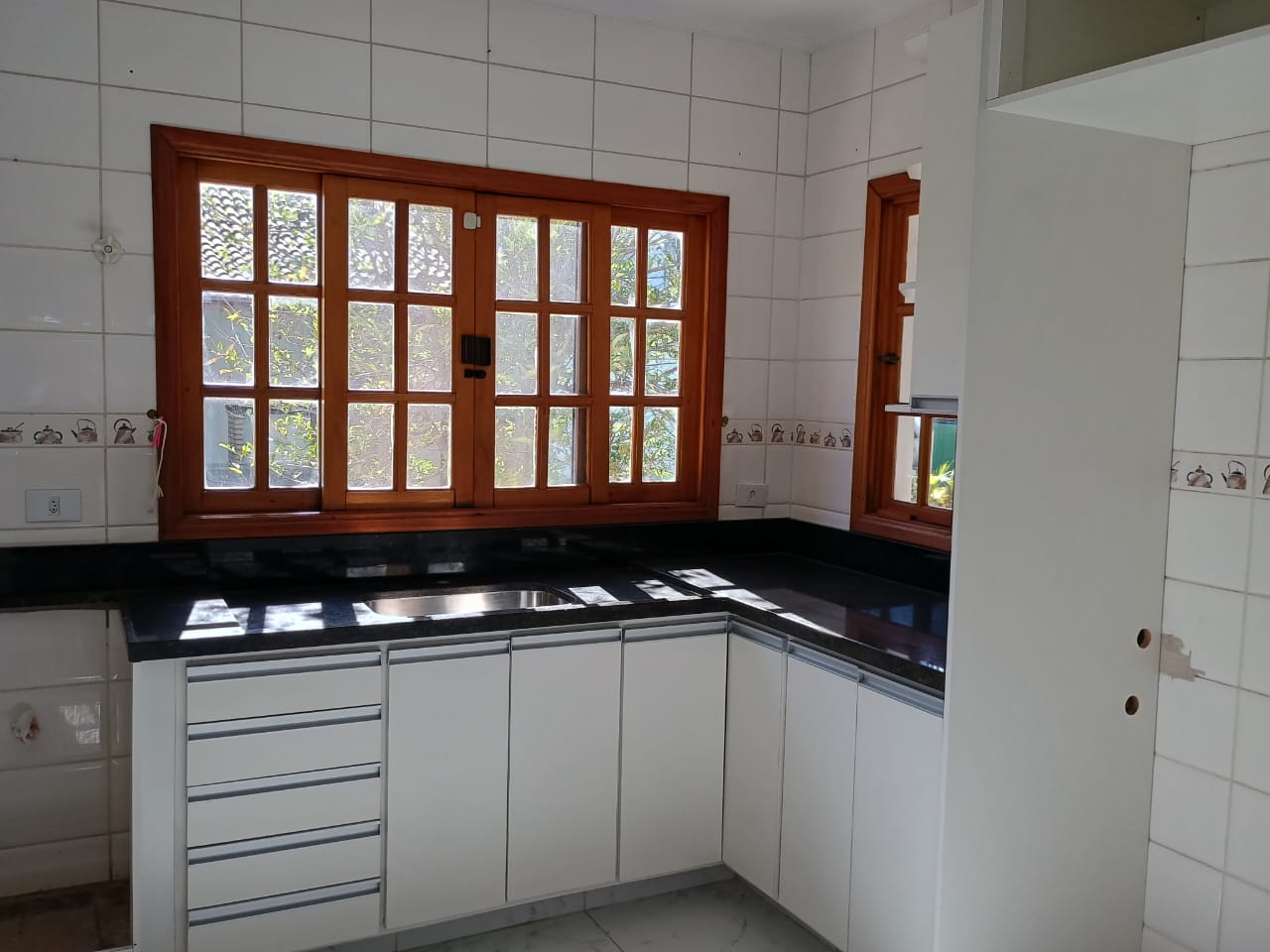 Casa Térrea com 3 dormitórios a venda no Condomínio Horizonte Azul 1