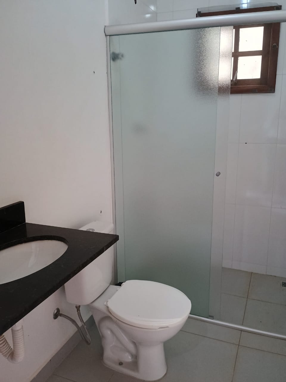 Casa Térrea com 3 dormitórios a venda no Condomínio Horizonte Azul 1