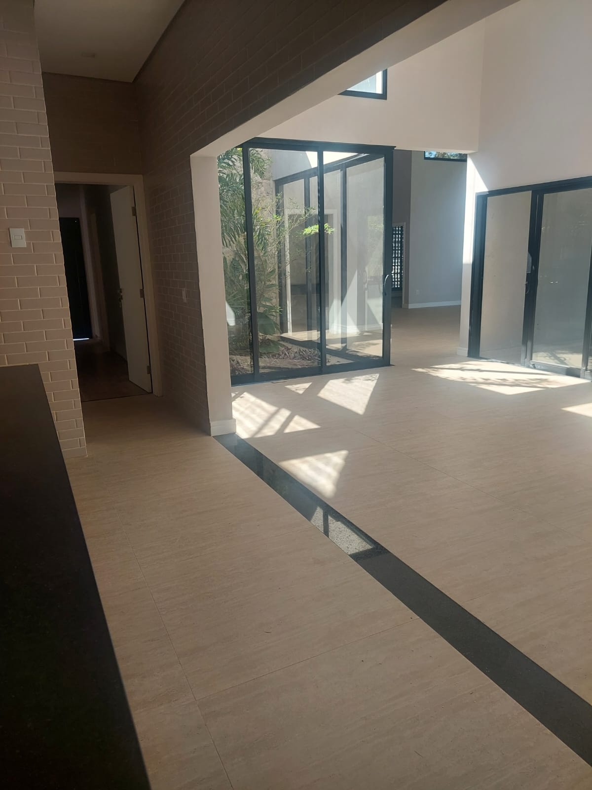 Casa Térrea 4 suítes a venda no Fazenda Serra Azul em Itupeva-SP