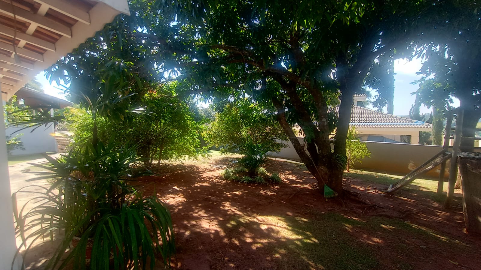 Casa Térrea com Piscina a Venda em Condomínio de Itupeva -SP