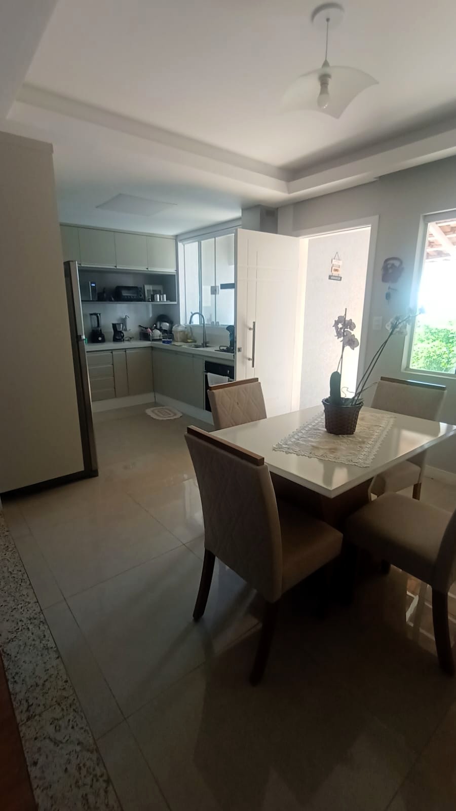 Casa Térrea com Piscina a Venda em Condomínio de Itupeva -SP
