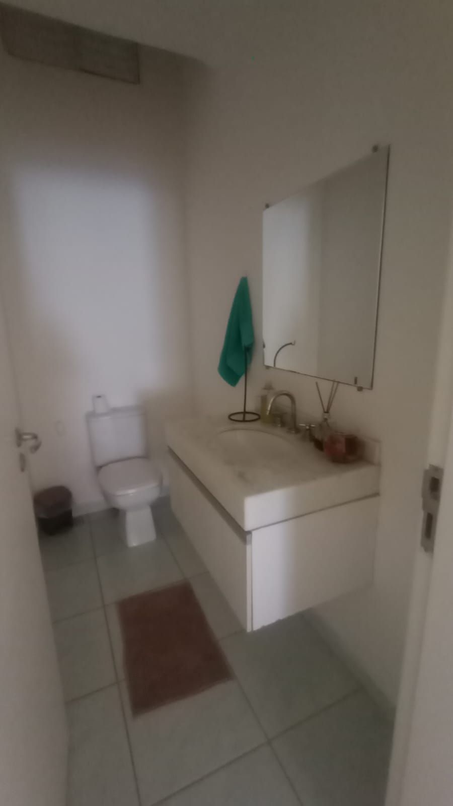Casa Térrea com Piscina a Venda em Condomínio de Itupeva -SP