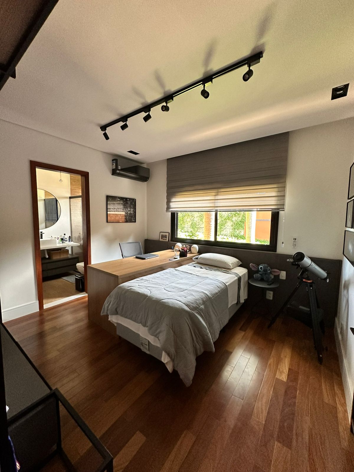 Casa Térrea Alto Padrão com 4 suítes a venda Condomínio Horizonte Azul 1