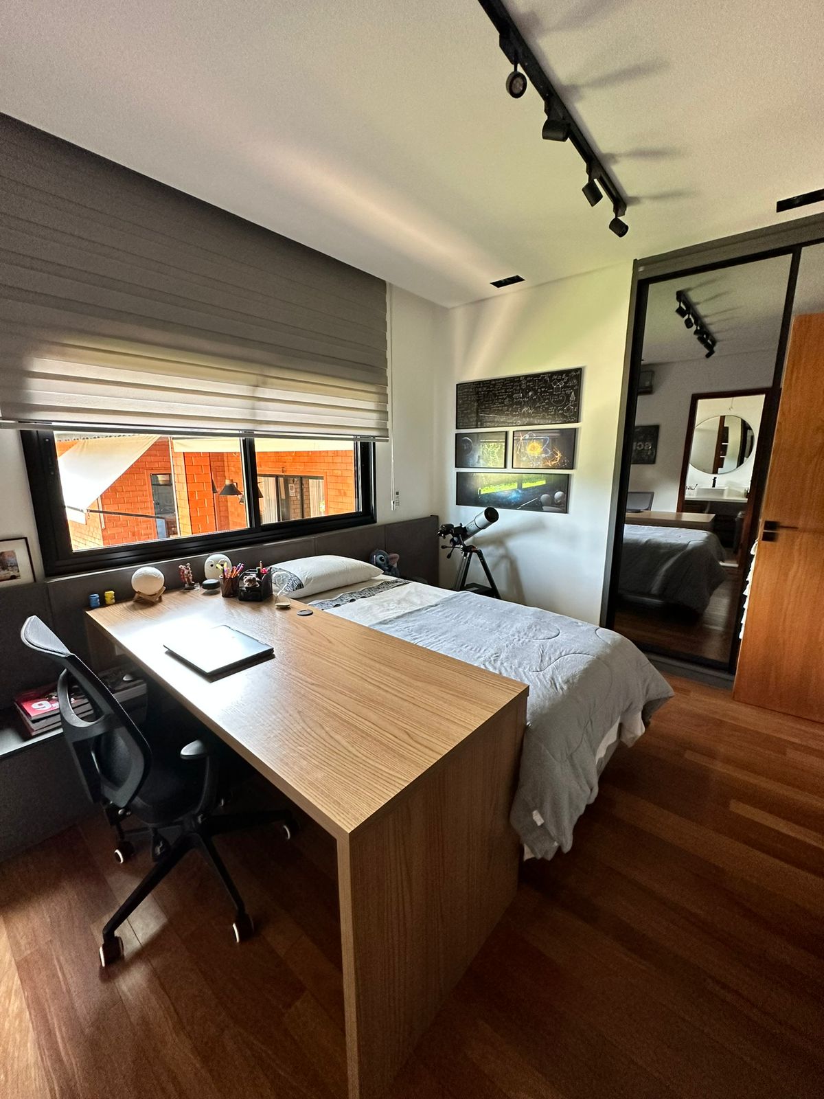 Casa Térrea Alto Padrão com 4 suítes a venda Condomínio Horizonte Azul 1