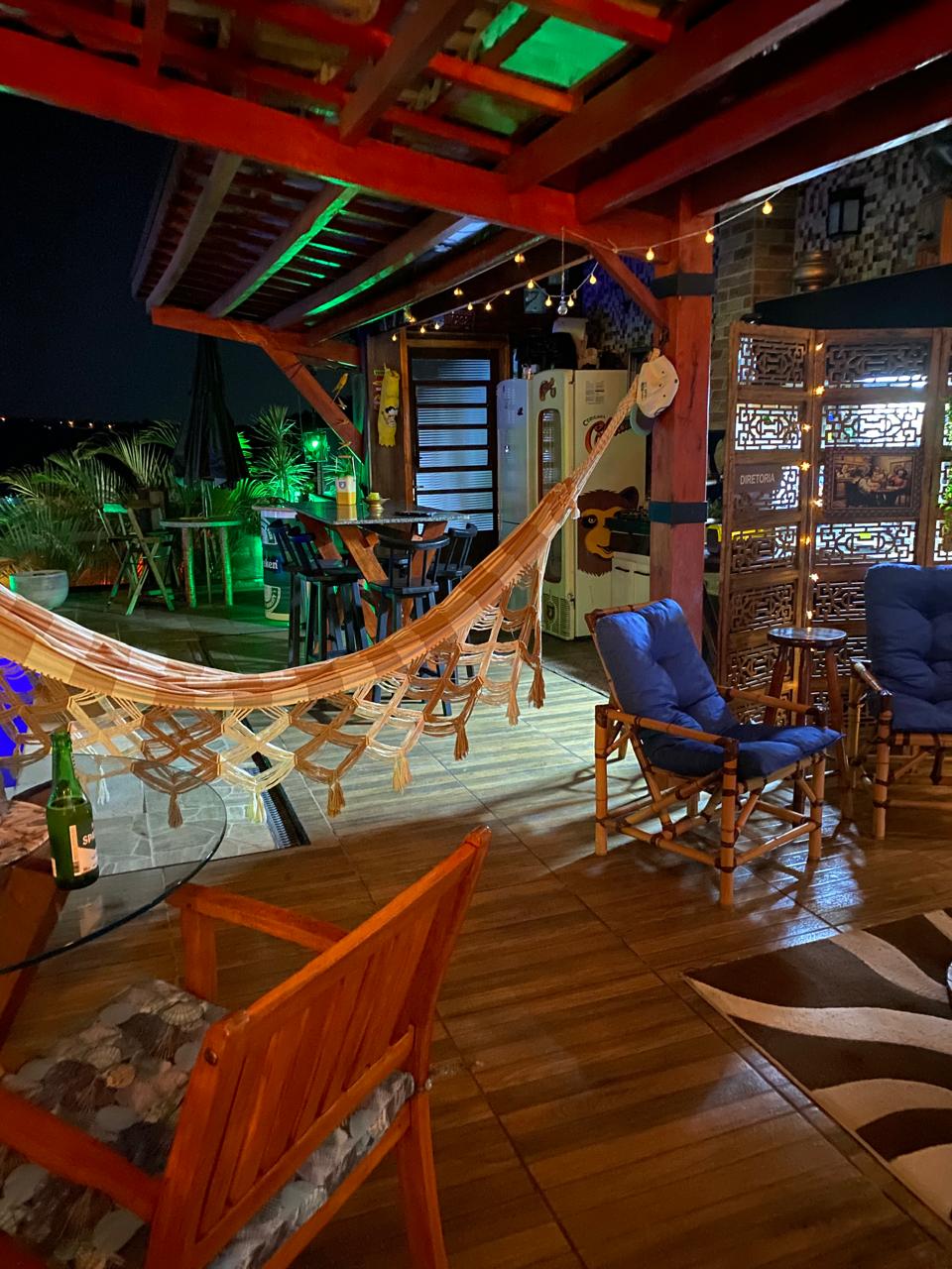 Casa de alto padrão com vista panorâmica no Horizonte Azul 2