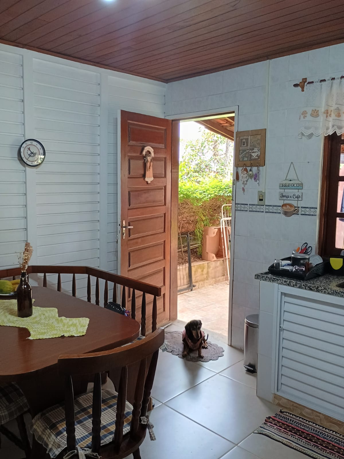 Casa em estilo rústica com piscina no São José do Ribeirão 