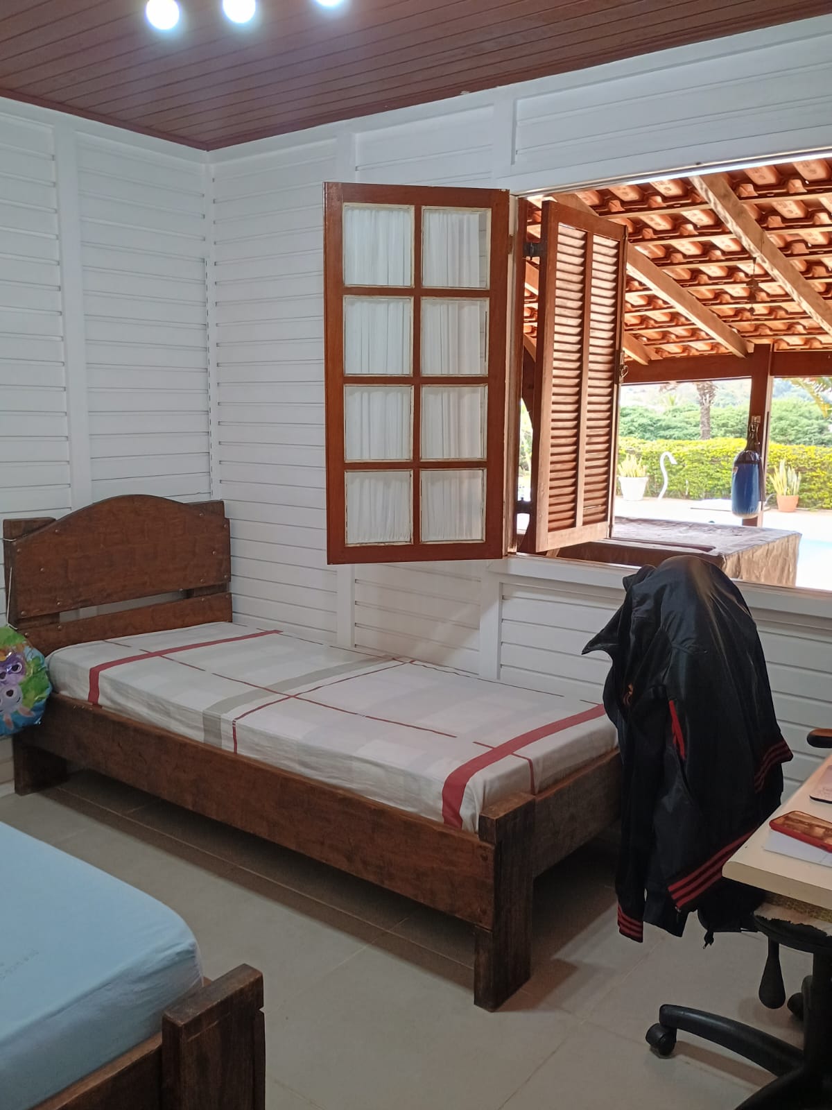 Casa em estilo rústica com piscina no São José do Ribeirão 