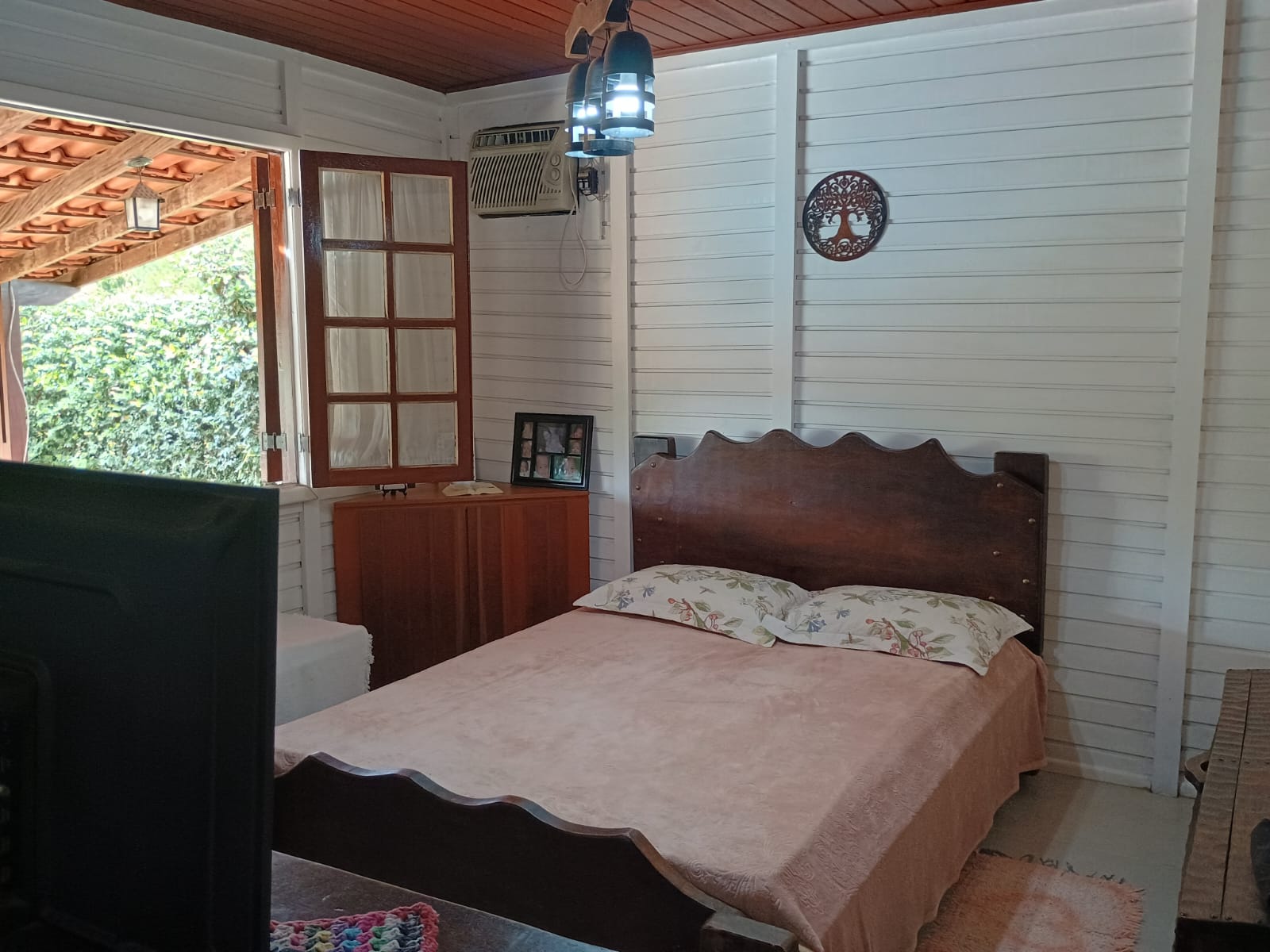 Casa em estilo rústica com piscina no São José do Ribeirão 