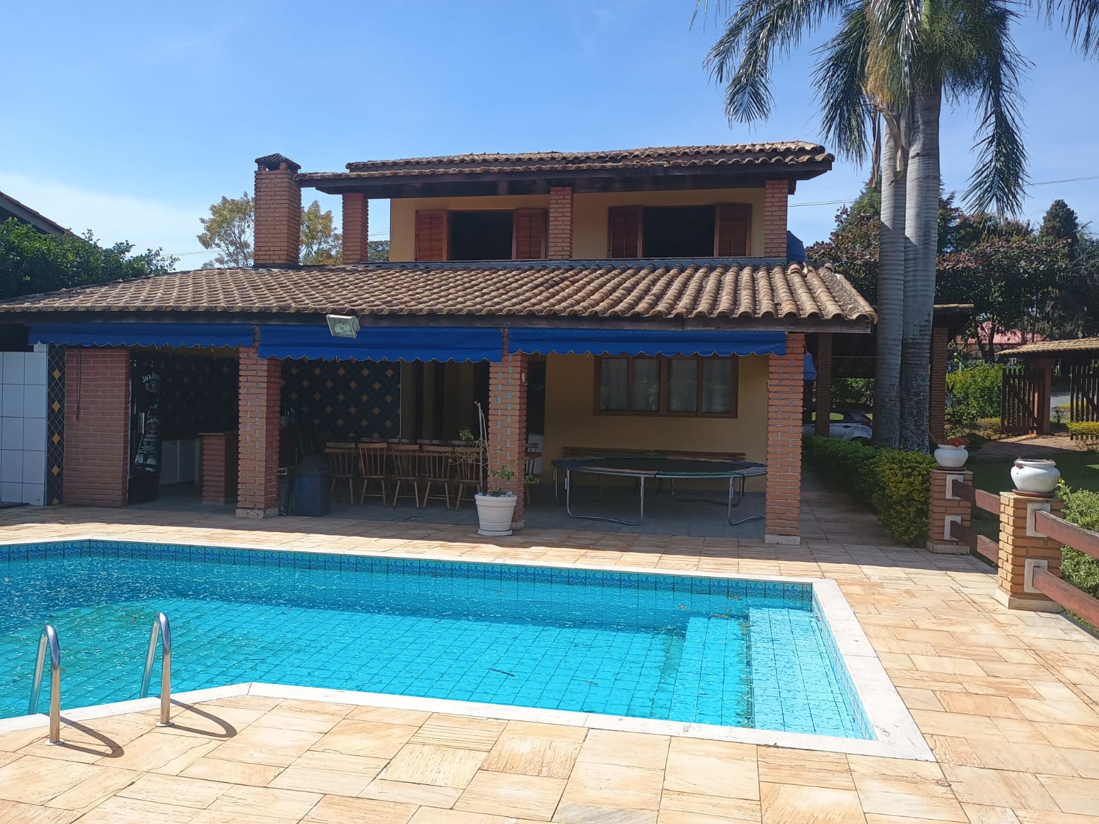 Casa de Campo com 3 dormitórios a Venda no Condomínio Cafezal 6