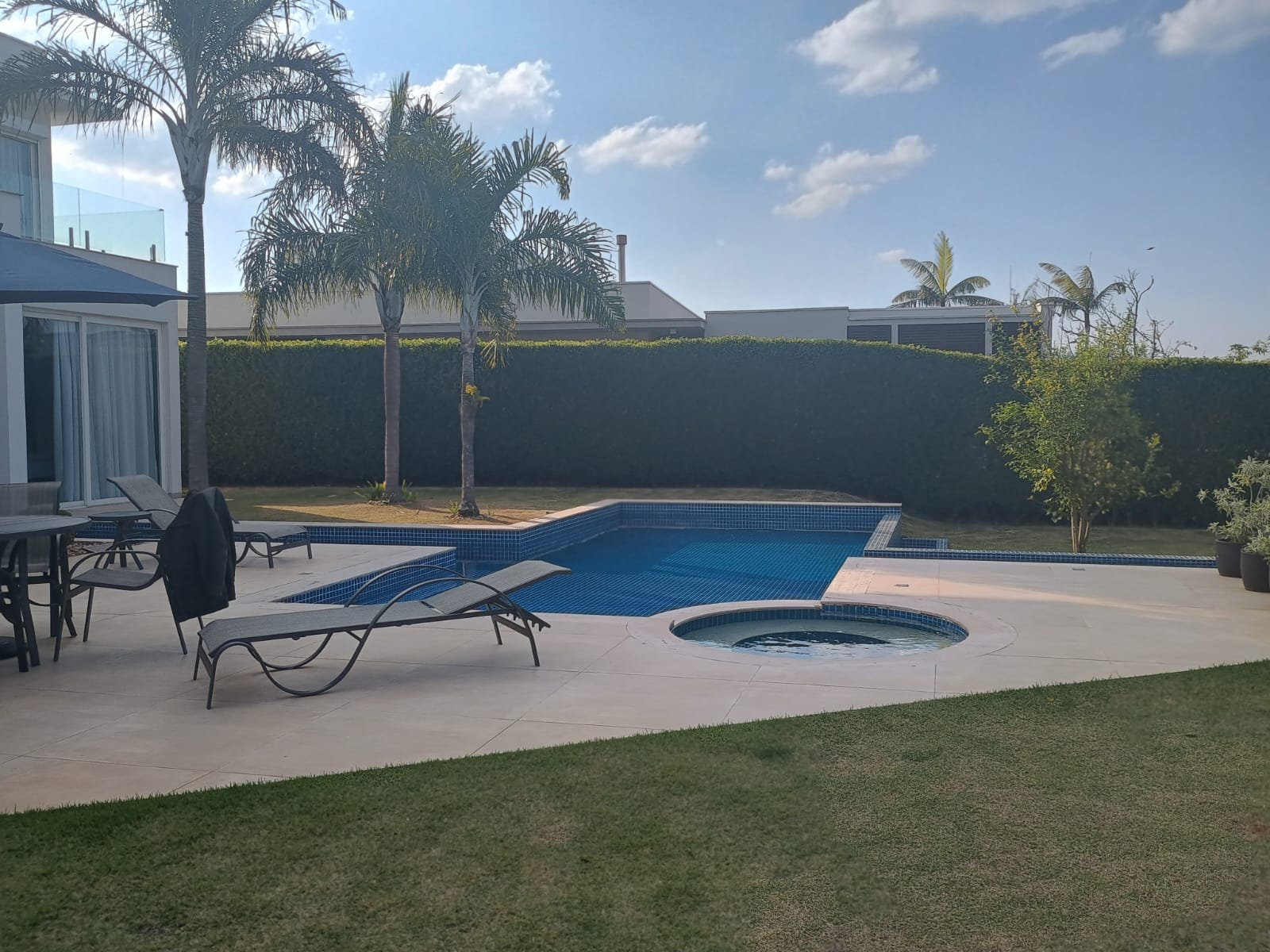 Casa de Alto Padrão 4 suítes a Venda Condomínio Fazenda Serrazul 