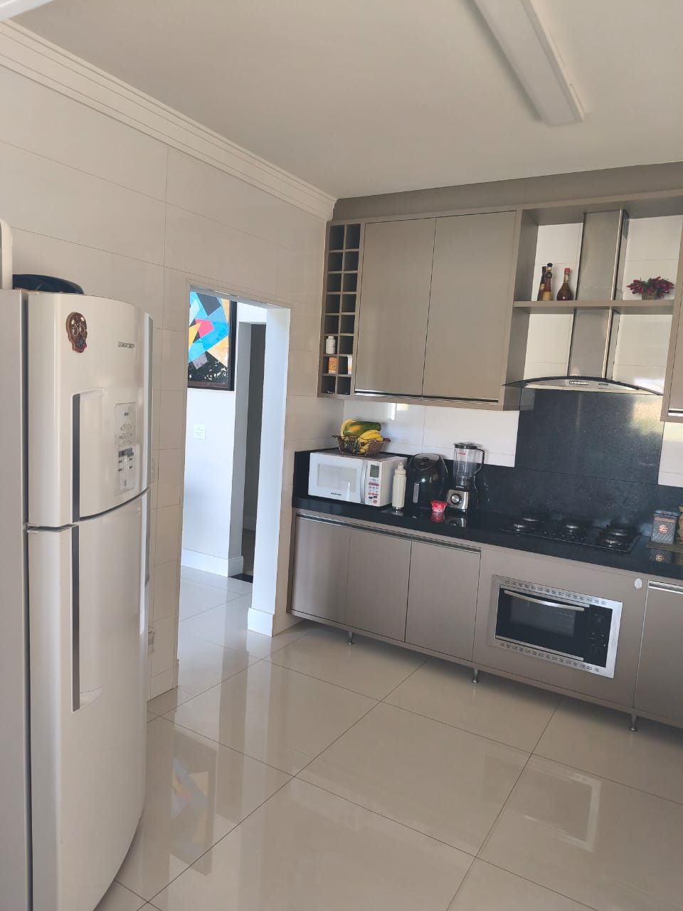 Casa com 3 Suítes e Piscina a Venda no Condomínio Horizonte Azul 2