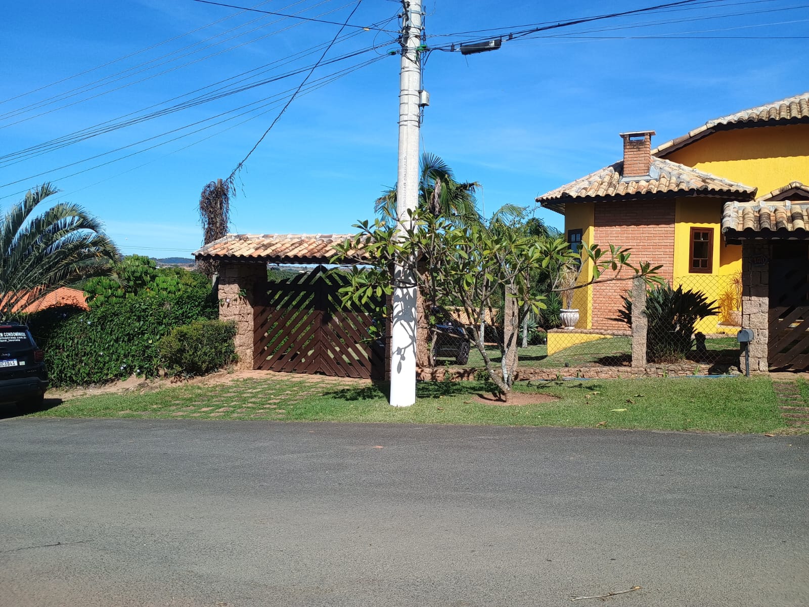 Casa 3 dormitórios e Piscina a Venda no Condomínio Horizonte Azul 1 em Itupeva